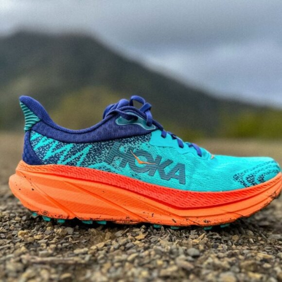 HOKA Women's Challenger 7 ATR Running Shoes - Picture 2 of 10